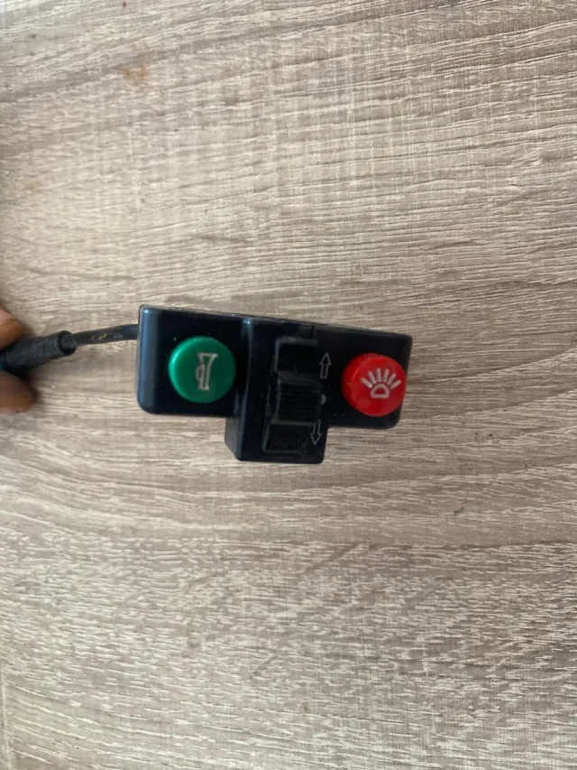 Controlador luces, intermitentes y clacxon