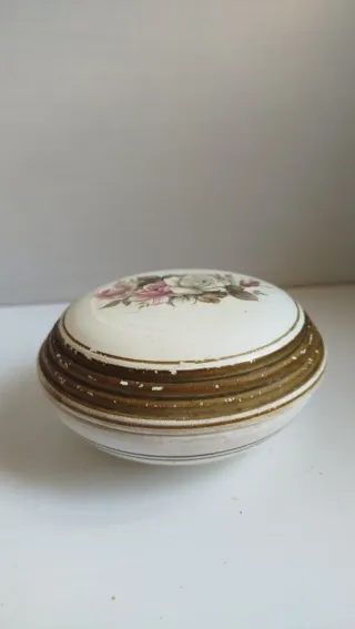 Portagioie vintage con rose