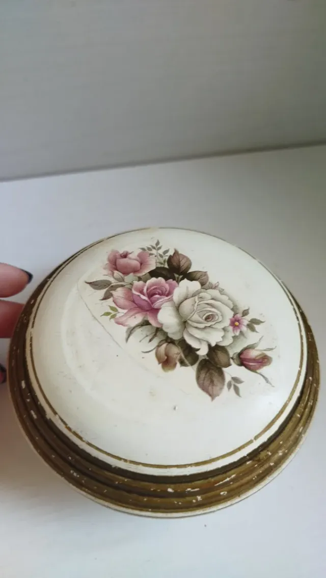 Portagioie vintage con rose