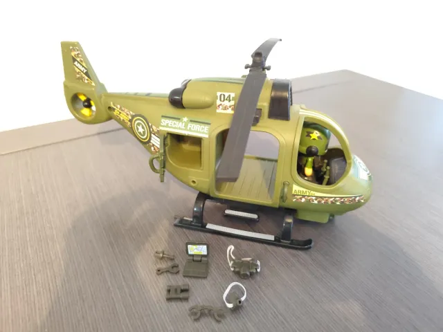 Helicóptero PinyPon Action Militar