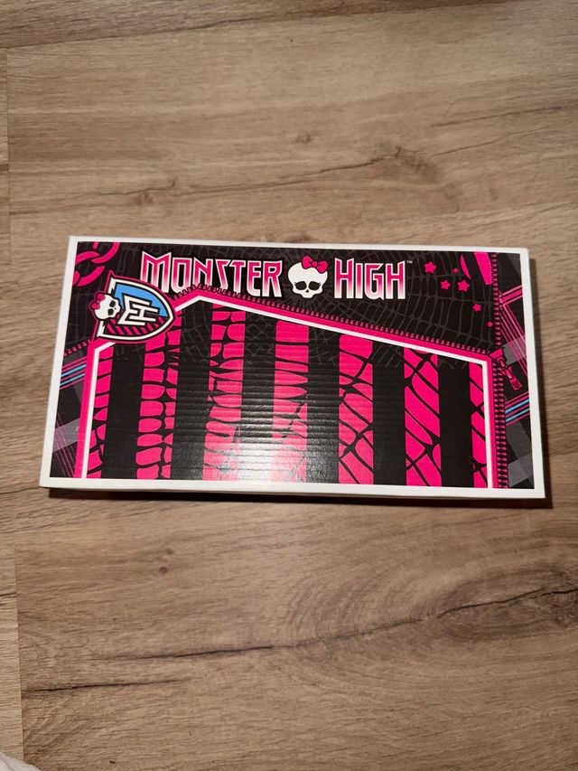 Zapatilla da casa Monster High