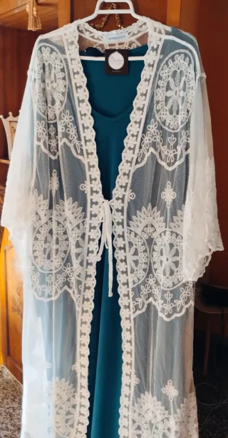 Kimono Talla Única Blanco y Teal