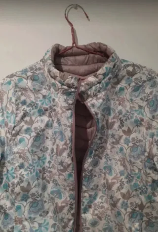 Abrigo plumas reversible beige/multicolor