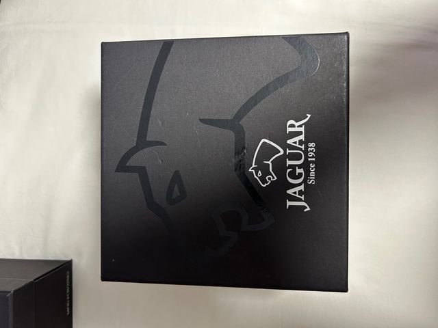 Reloj Jaguar Caja Marrón y Plata