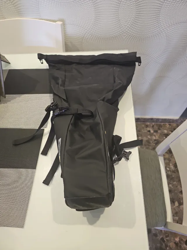 Maleta impermeable para bicicleta