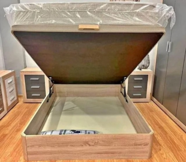 Canapés e materassi in offerta