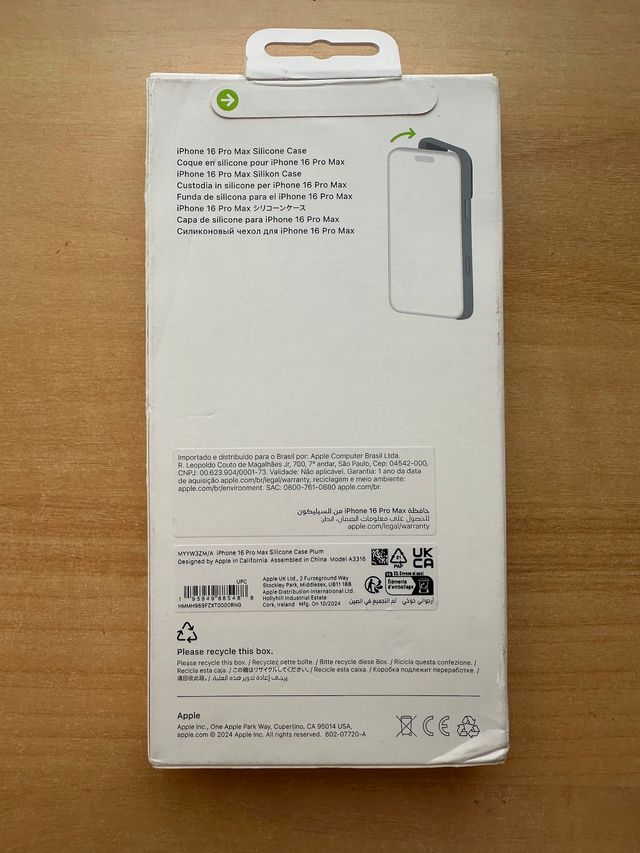 Capa de Silicone Plum para Apple iPhone 16 Pro Max