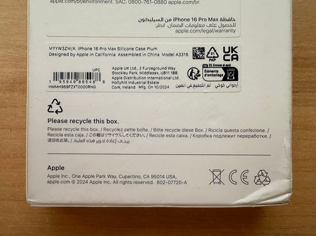 Capa de Silicone Plum para Apple iPhone 16 Pro Max