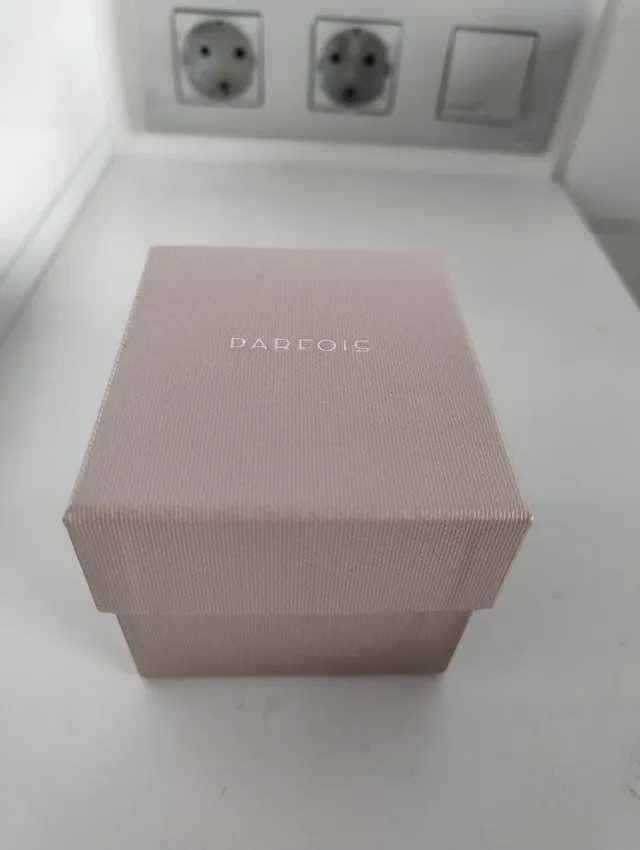 Relógio de pulso prateado