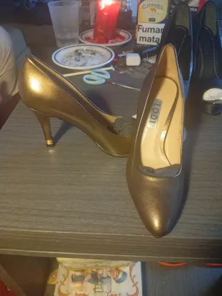 Zapatos de tacón LODI dorados talla 37