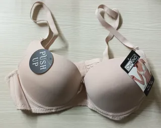 Sujetador Push Up Channo. Disponible en varias tal