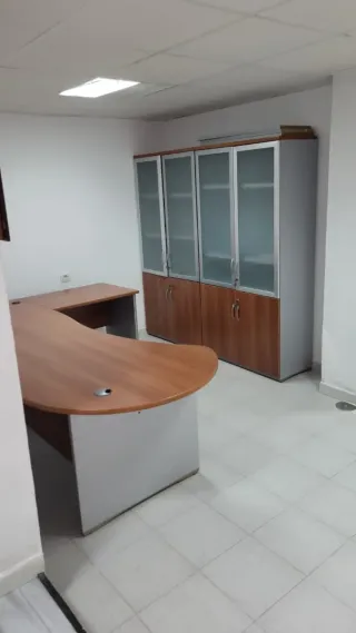 Mesa de oficina esquinera