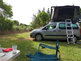 Furgoneta camperizada Citroen berlingo