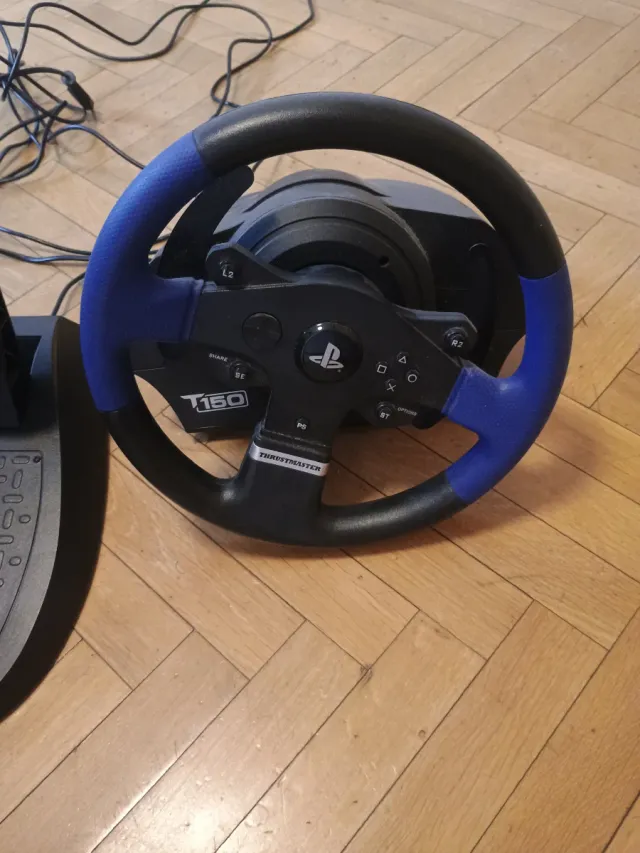 Volante Thrustmaster T150 PS4