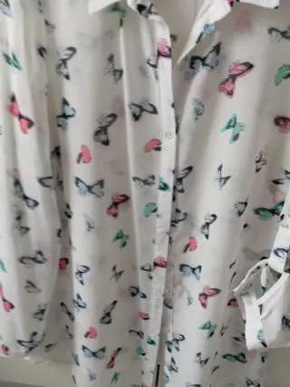 Camisa mariposas talla L