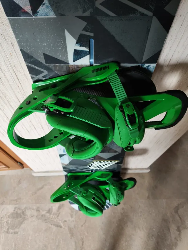 Tabla Snowboard Burton Clash + Fijaciones