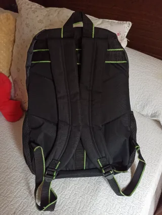 Mochila Real Madrid Negra y Amarilla