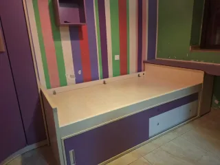 Dormitorio juvenil completo.