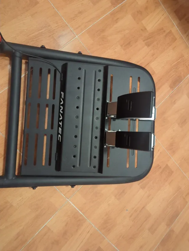 Fanatec CSL DD 5Nm + Next Level Racing Lite 2.0