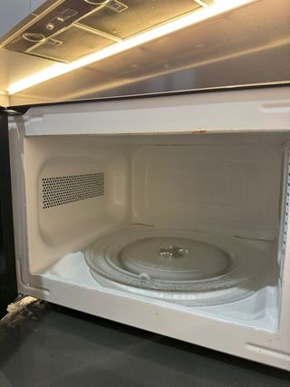 Microondas Taurus Negro