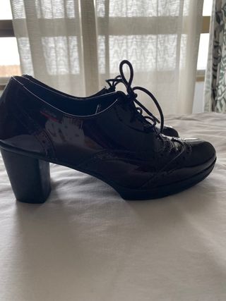 Botines Callaghan Charol Burdeos Talla 36