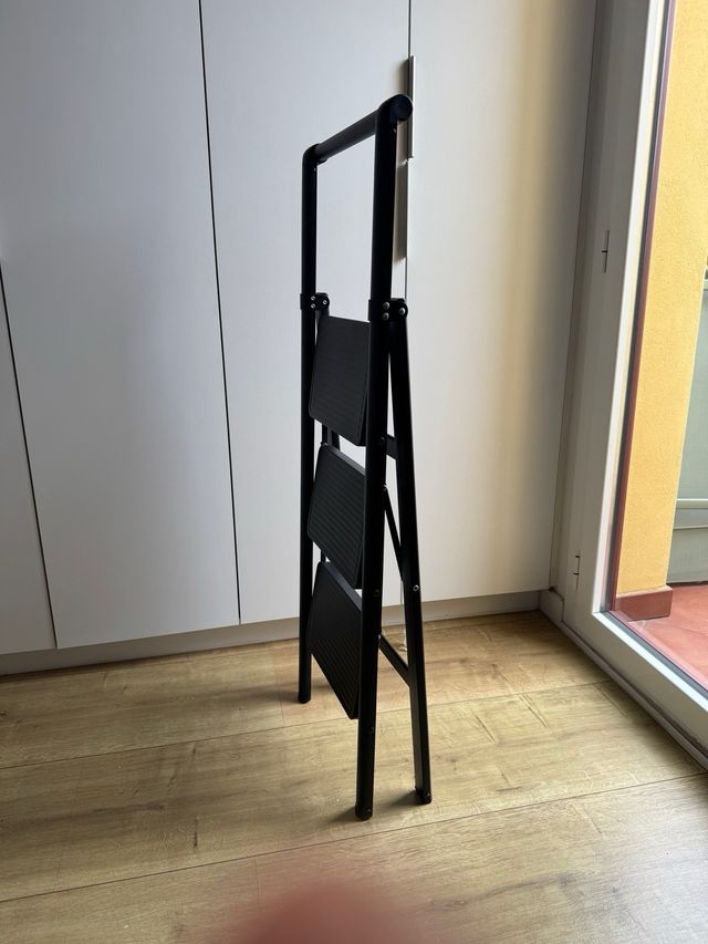 Escalera plegable aluminio 3 peldaños