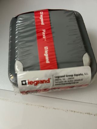 Enchufe Legrand Plexo Estanco Empotrar