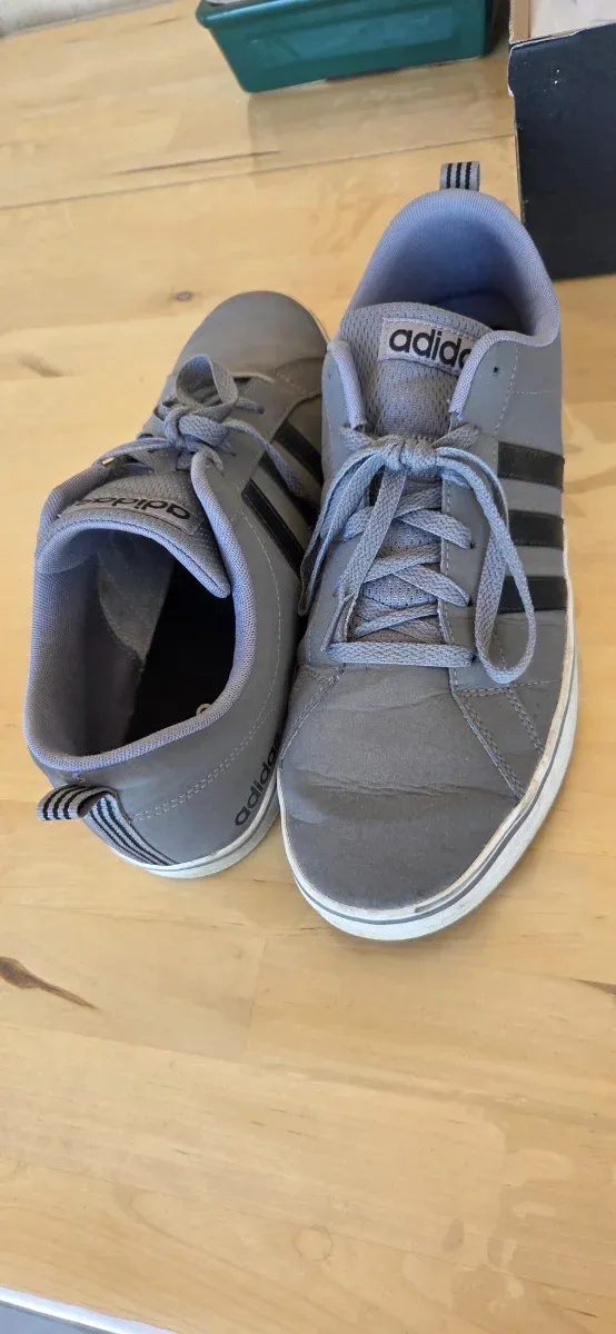 Scarpe Adidas Uomo Taglia 46 Grigie - con scatola