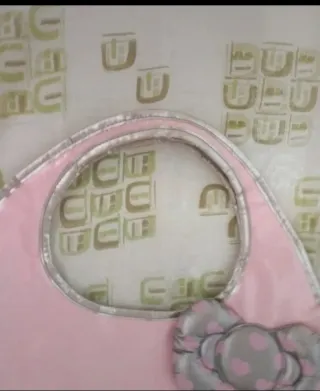 Borsa Hello Kitty rosa con fiocco