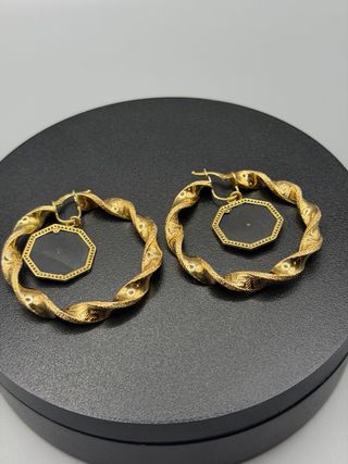 Pendientes de diseño de oro de 18k