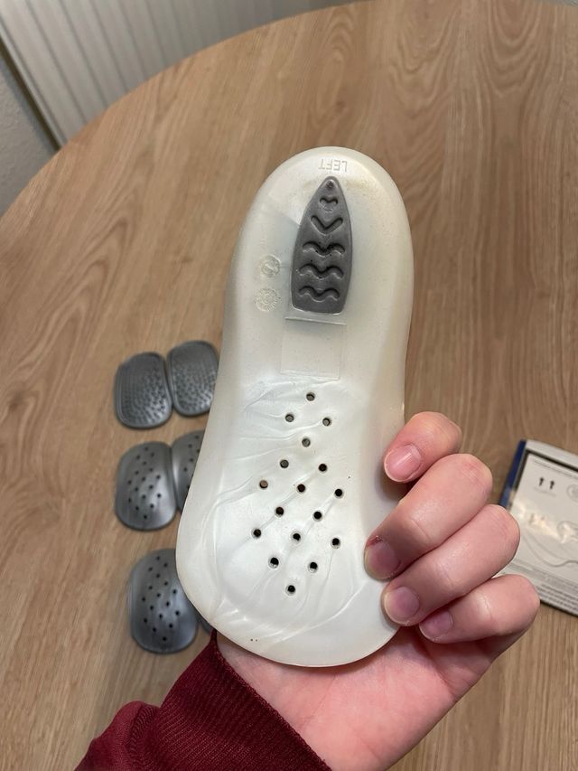 Plantillas Ortopédicas con Inserciones Varias