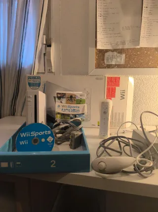 Nintendo Wii + Wii Sports