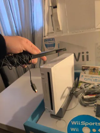Nintendo Wii + Wii Sports