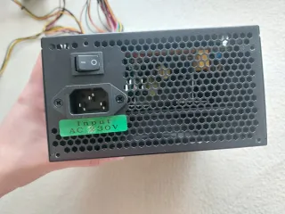 Fuente de Alimentación 550W