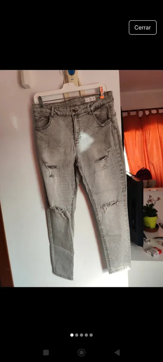 Pantalón vaquero mujer gris desgastado