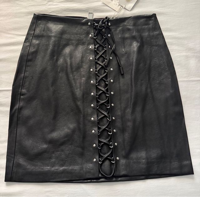 Falda Stradivarius Negra Talla 34