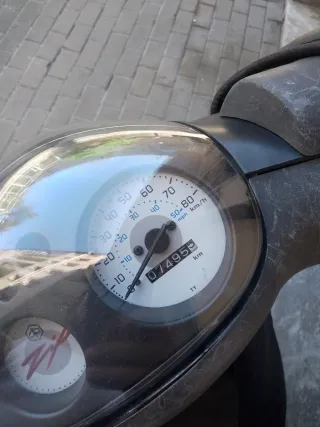 Piaggio Zip 50cc Scooter