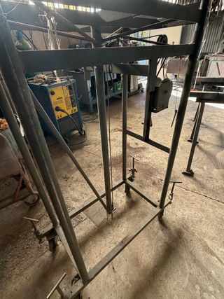 Elevador manual de obra