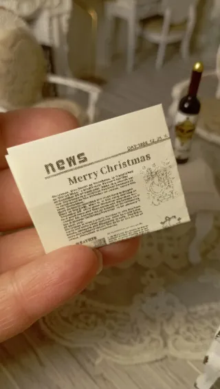 Set Vino e Giornale Miniatura Dollhouse 1:12