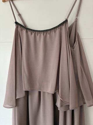 Vestido lila con detalles