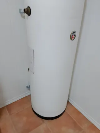 Calentador eléctrico ACV Blanco y Negro