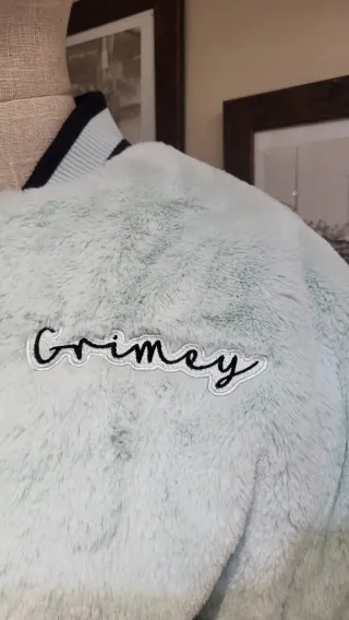 Chaqueta Grimey Peluche Teal y Negro