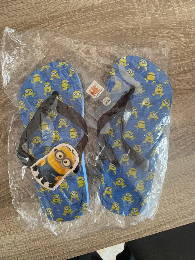 Chanclas Minions Talla 32/33