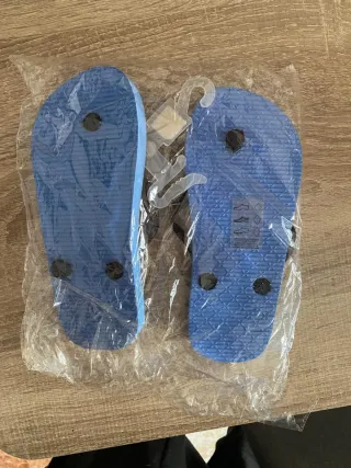 Chanclas Minions Talla 32/33