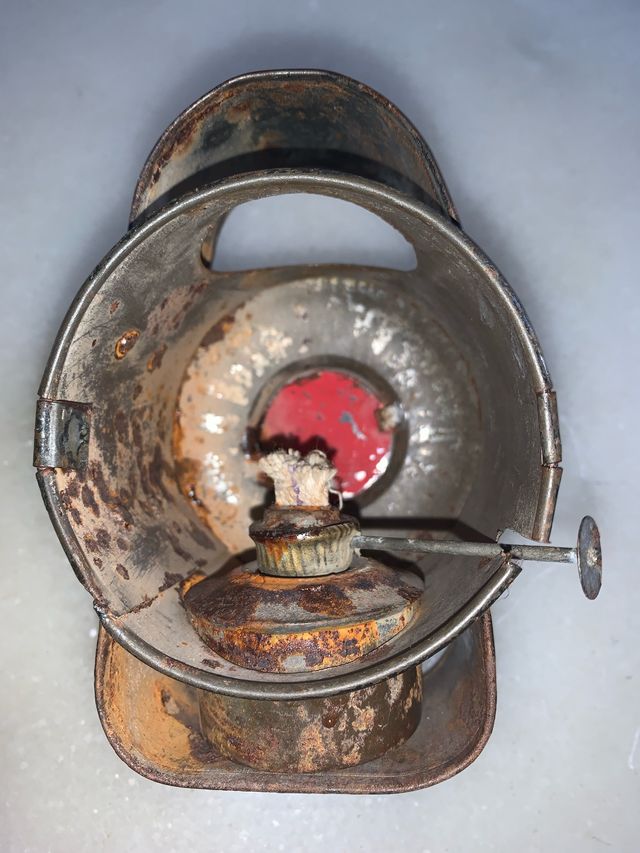 Farol de aceite antigo