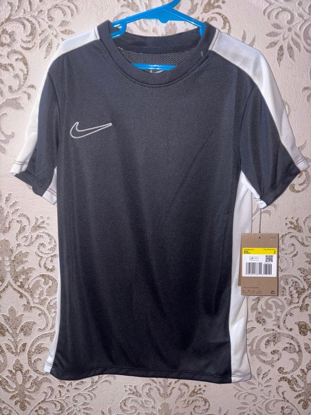 Camiseta Nike niño Talla S (128-137 cm)