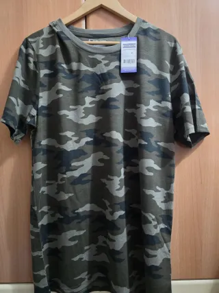 Camiseta camuflaje hombre T/L.CON ETIQUETA. 3,80 E