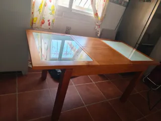 Mesa de comedor extensible madera y cristal
