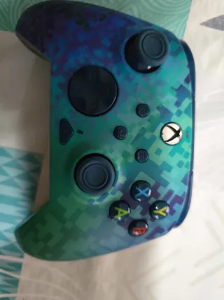 Mando Xbox Edición Especial Pixelado