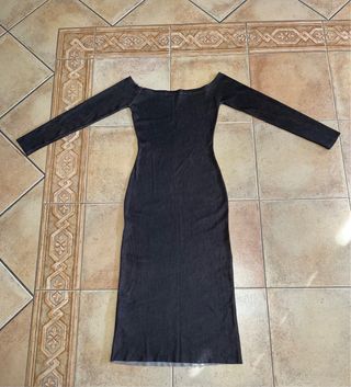 Vestito nero aderente maniche lunghe Zara